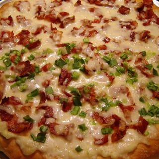 Large 16" Carbonara Pizza